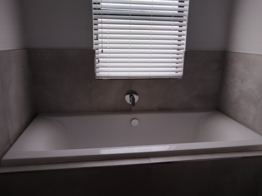 4 Bedroom Property for Sale in Sandown Western Cape